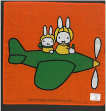 將圖片載入圖庫檢視器 201210   Miffy  日本製造小方巾  (ORANGE)  P10