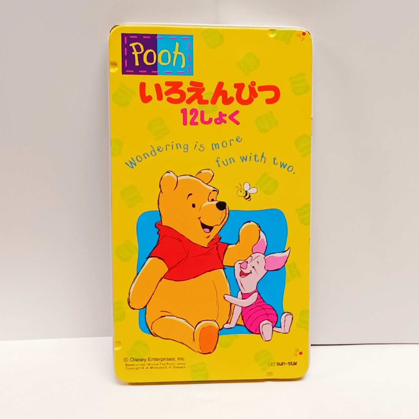 4430-700   Winnie the Pooh  維尼熊  12色 木顏色筆
